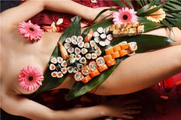 Sushi trinh nữ nghệ thuật ẩm thực độc nhất vô nhị